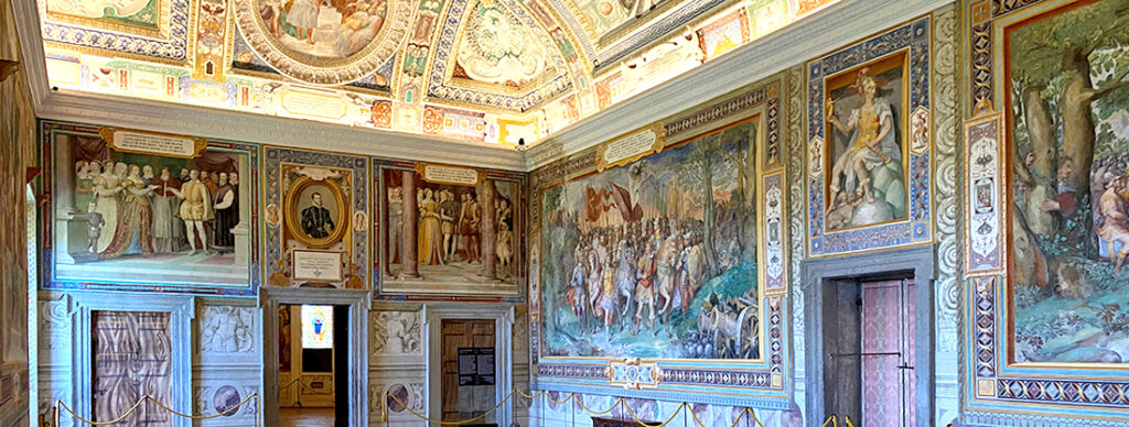 Palazzo Farnese di Caprarola. La Sala dei Fasti. Da sinistra a destra: Il matrimonio di Ottavio Farnese con Margherita d'Austria.