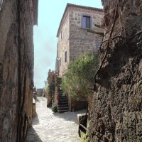 Civita di Bagnoregio. Il borgo.