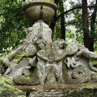 Il Bosco Sacro di Bomarzo. Recto di Cerere. 