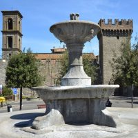 Vitorchiano Piazza Roma.
