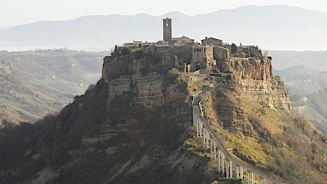 Civita di Bagnoregio – Da visitare in 1/2 giornata.