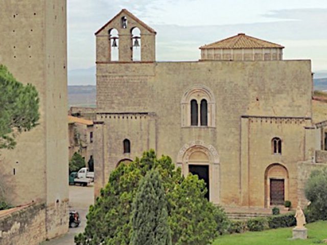 Itinerario etrusco, medievale, rinascimentale a Tarquinia in 1 giorno.