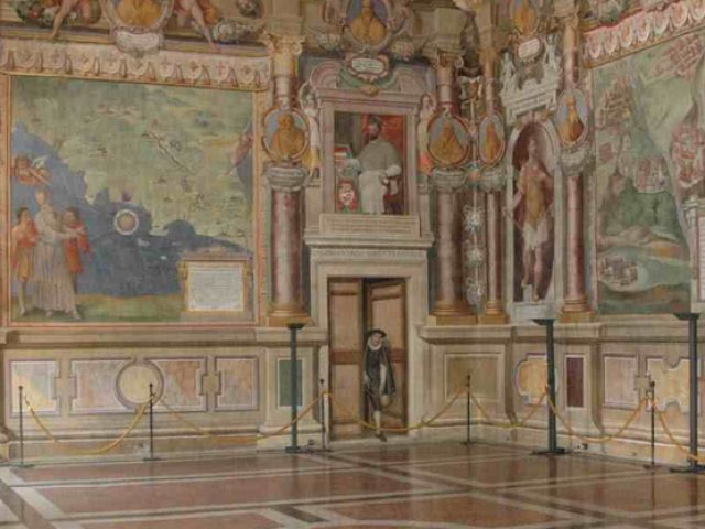 VITERBO – Il palazzo che non ti aspetti