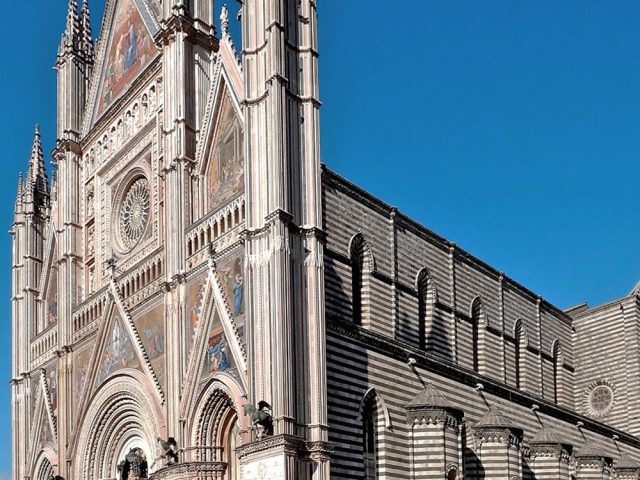 ORVIETO, IL DUOMO, LA FACCIATA: I Mosaici