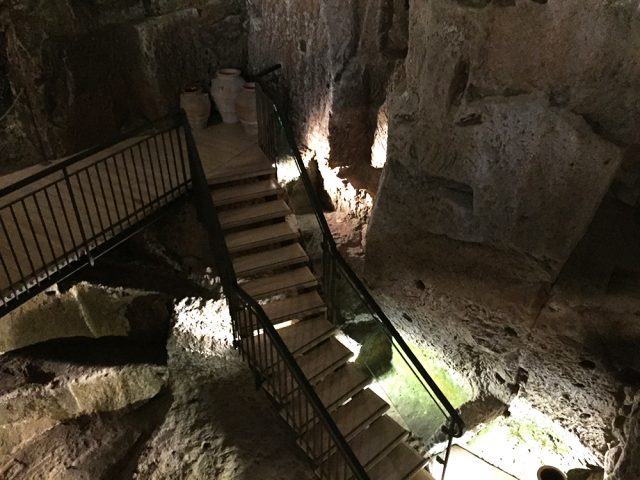 ORVIETO, Il Pozzo della Cava e il Duomo.